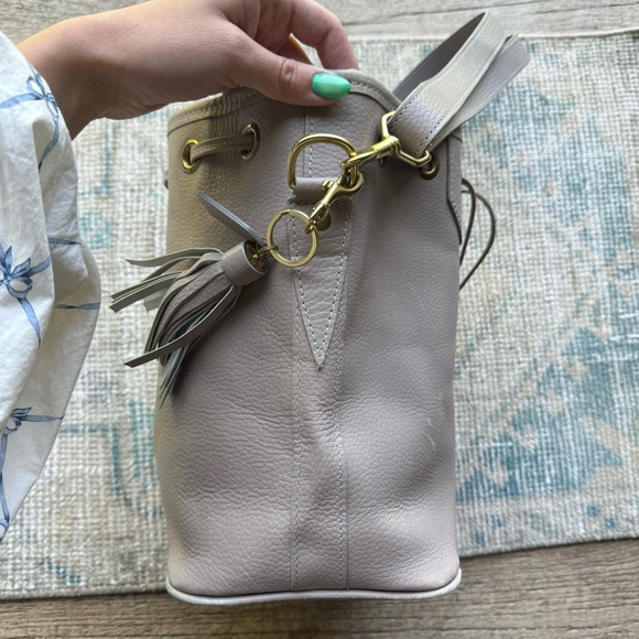 J.W. Hulme leather drawstring bucket bag - Picture 3 of 13